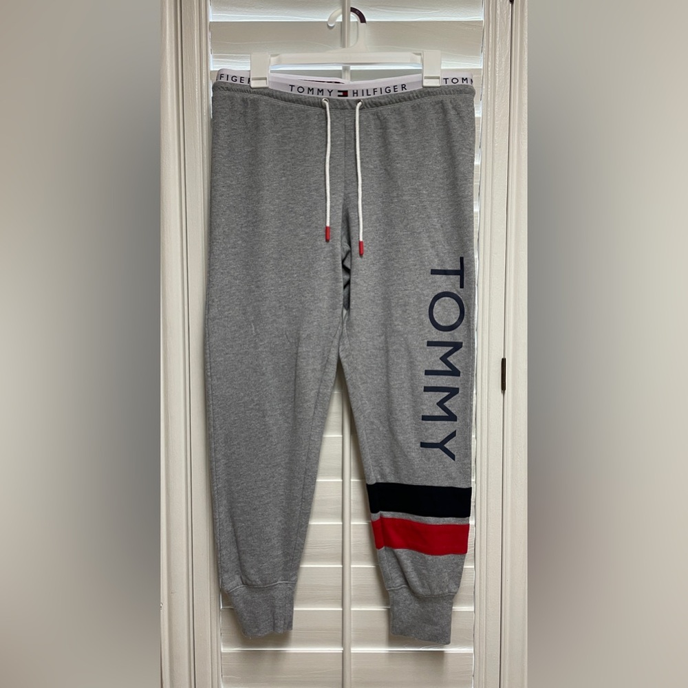 Tommy Hilfiger Gray, Red, Blue Logo Joggers - Size M